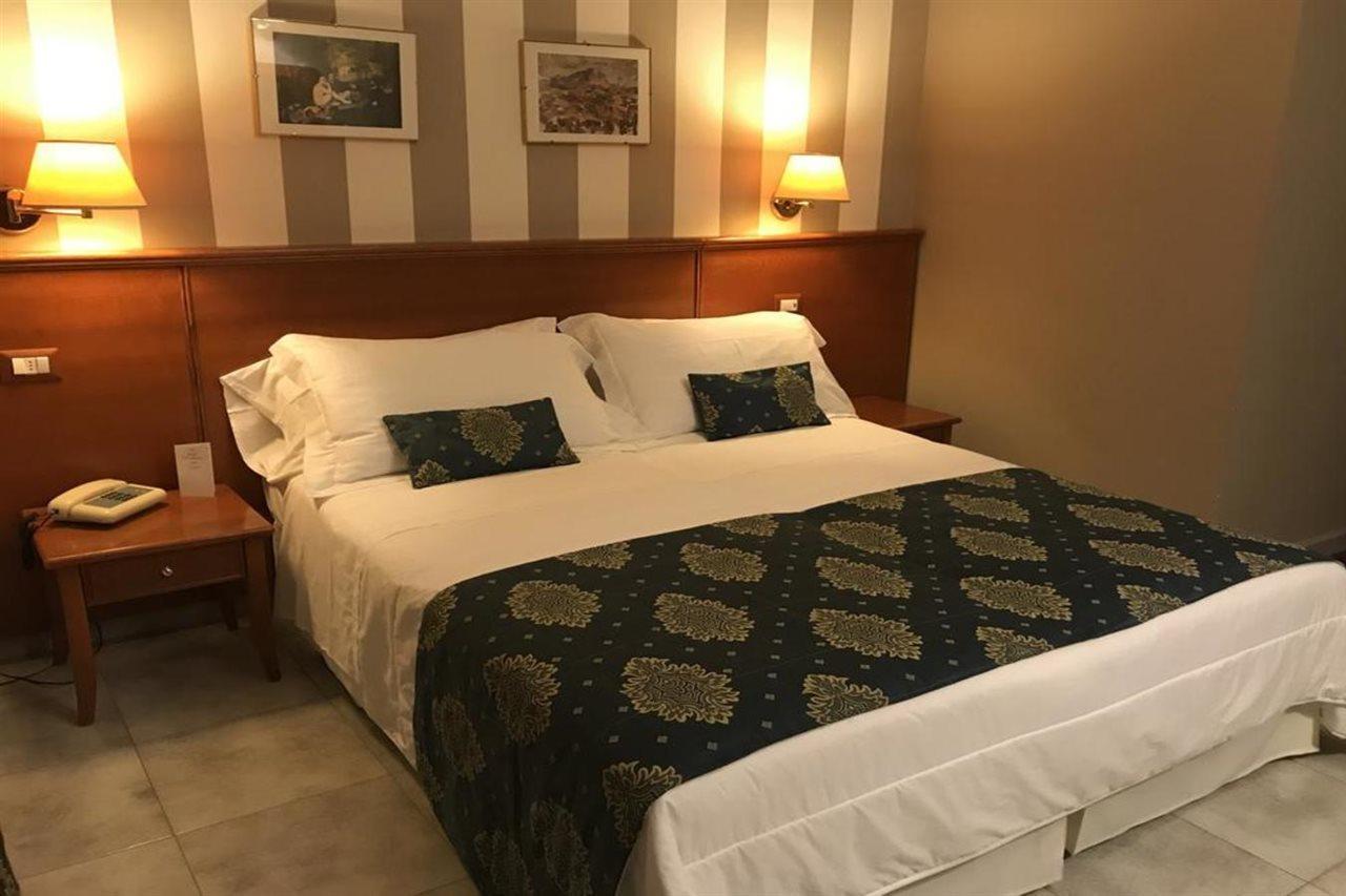 Torregrotta Hotel Redebora מראה חיצוני תמונה