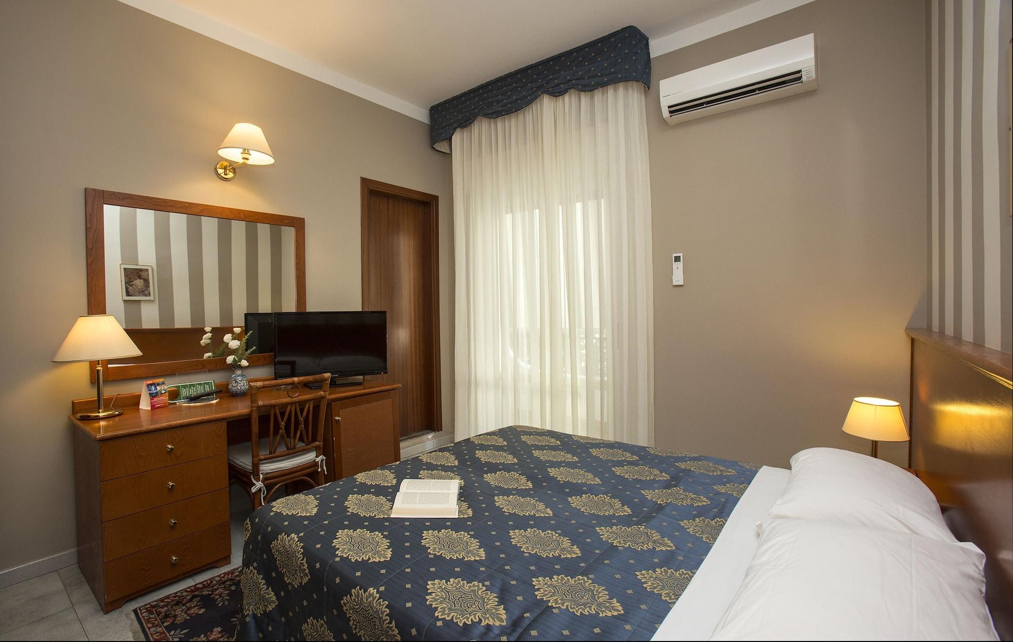 Torregrotta Hotel Redebora מראה חיצוני תמונה